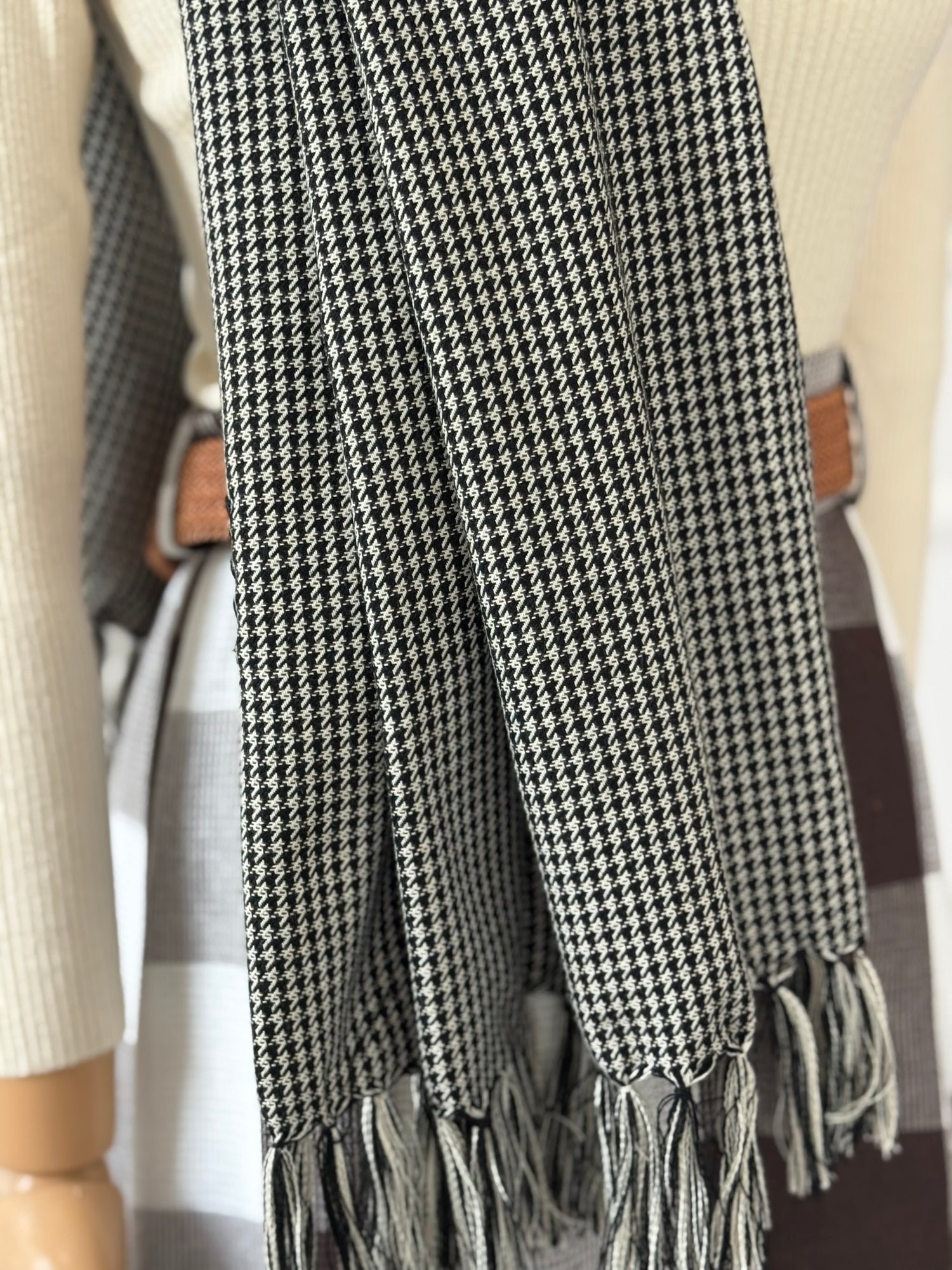 Snuggle Glen Check Winter Scarf