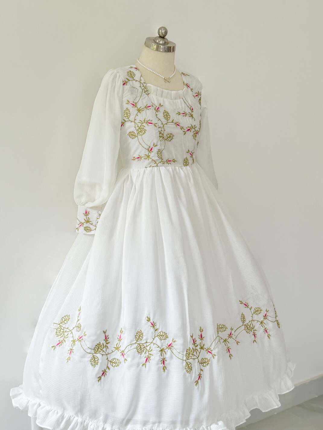 Grace Dress – Elegant Cottage Core Charm