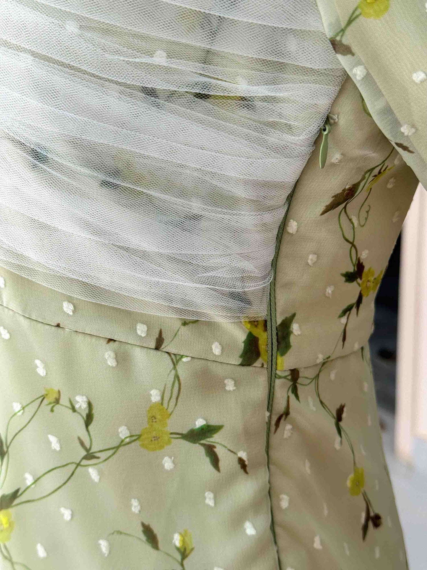 Elegant Pistachio Dress: Perfect for Every Occasion