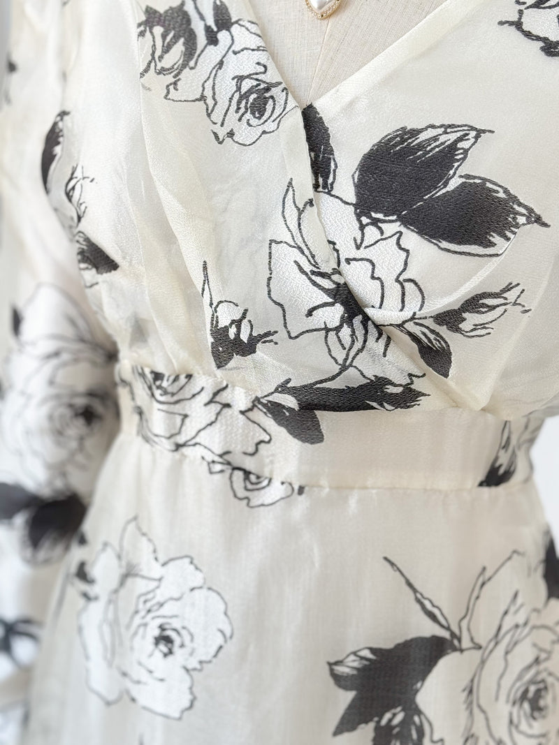 Alora Vintage Floral Long Dress