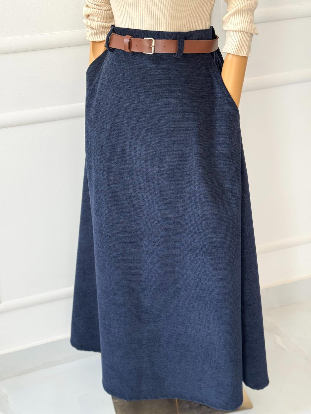 Velin Navy skirt