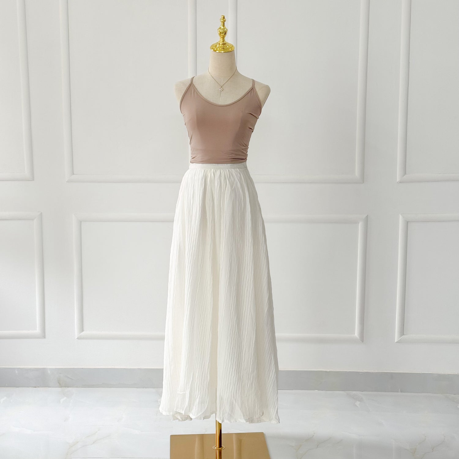 White Knife Pleated Skirt