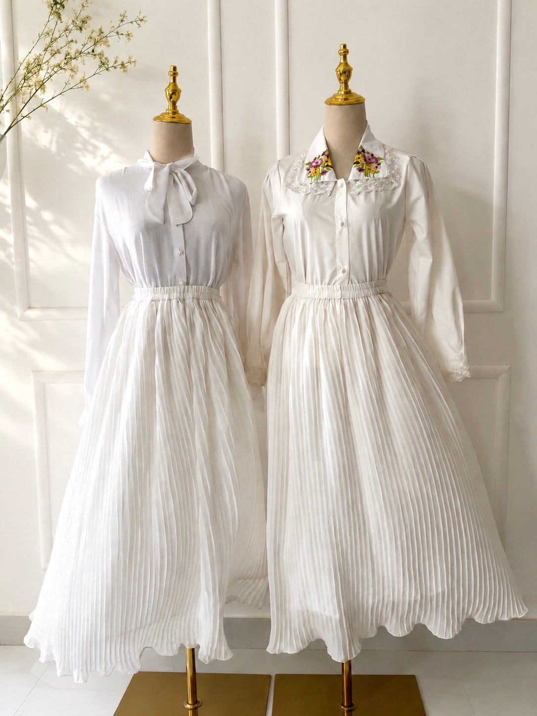 Trendy White Pleated Skirt