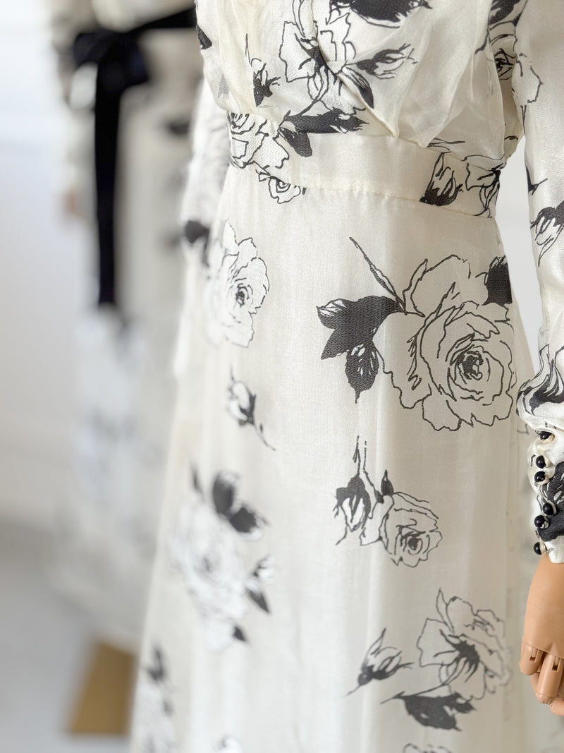 Alora Vintage Floral Long Dress