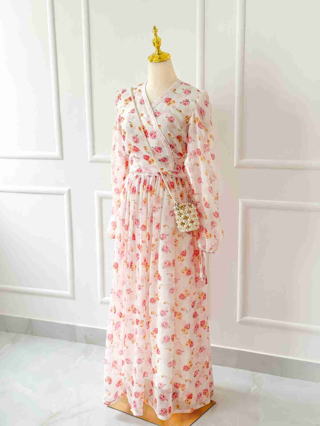 Laura blouse and long skirt set