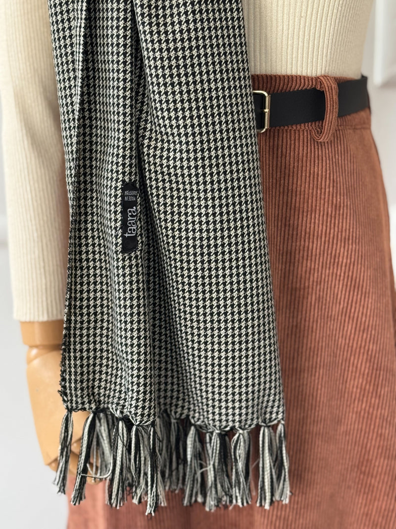 Snuggle Glen Check Winter Scarf