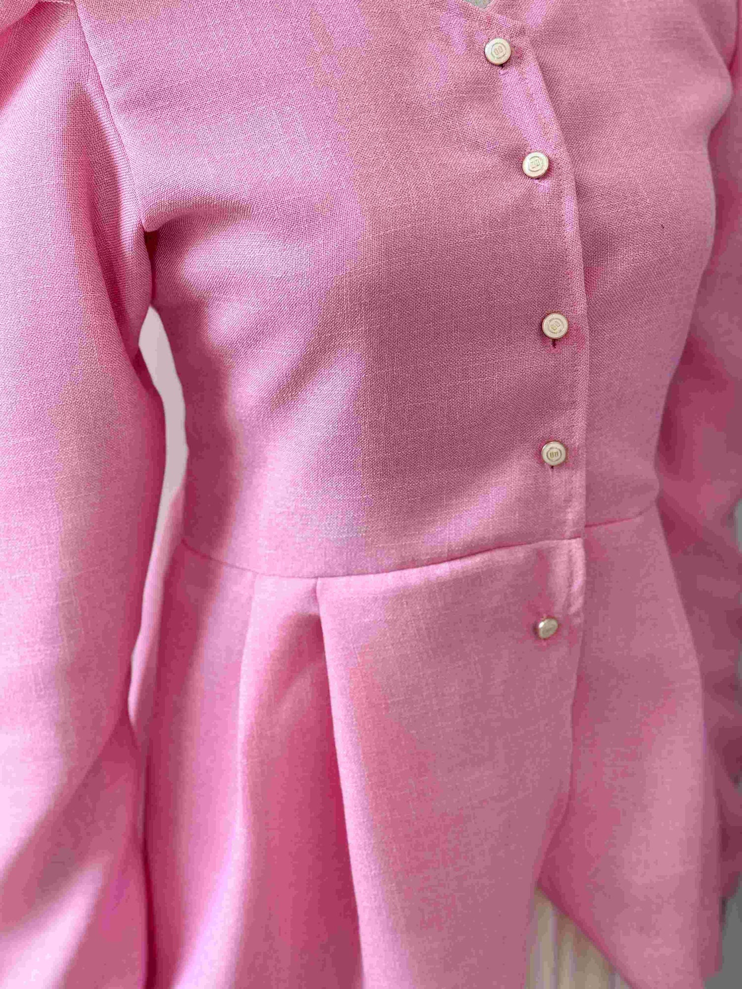 Puff Peplum Style top