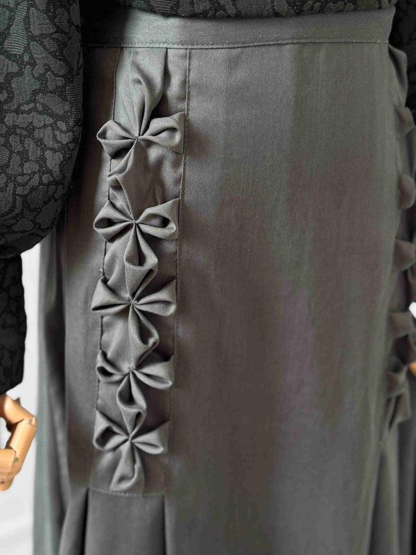 Moss Bow-Panel Skirt