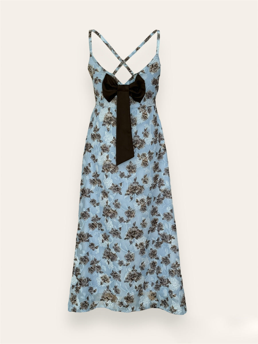 Chic Sleeveless Agatha Dress with Silk Bow